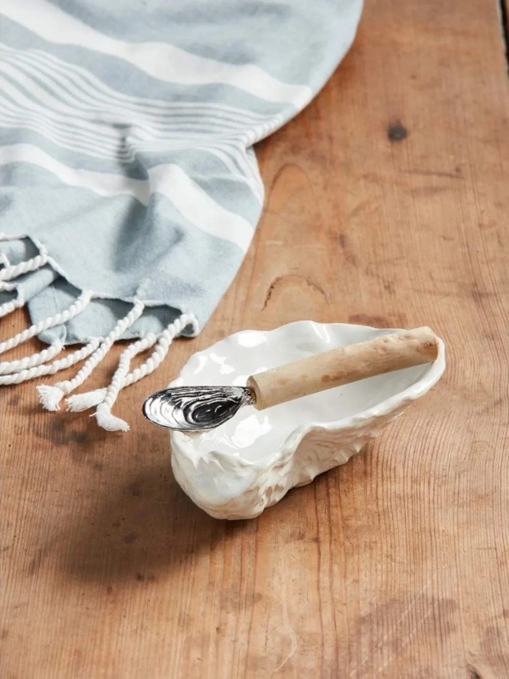 MUD PIE NWT oyster shaped dip set